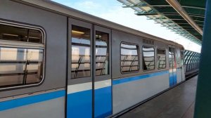 Поезда 2003 года! Самые первые вагоны 81-740/741 Русич в Москве