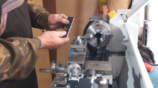 Четырёх кулачковый патрон с независимым перемещением кулачков. смотреть онлайн