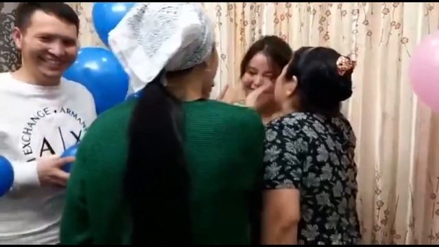 Гендер пати и выписка из роддома. смотреть онлайн