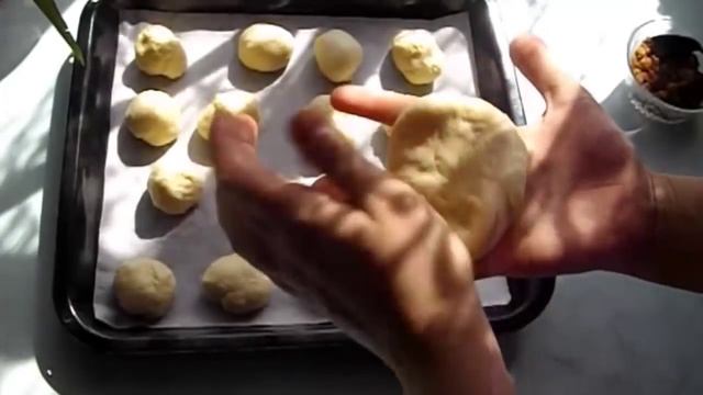 Сдобные Пирожки с Изюмом видео рецепт смотреть онлайн