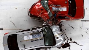 5 ОЧЕНЬ ЭПИЧНЫХ КРАШ ТЕСТОВ АВТОМОБИЛЕЙ