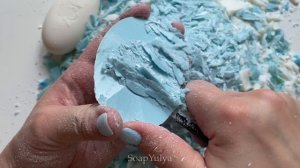 ASMR cutting of dry blue and white soap / Резка сухого мыла??
