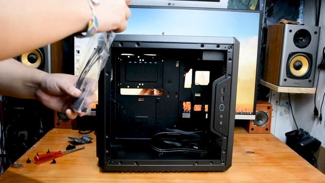 UNBOXING - COOLER MASTER Q500L (ATX, MICRO ATX & ITX) смотреть онлайн