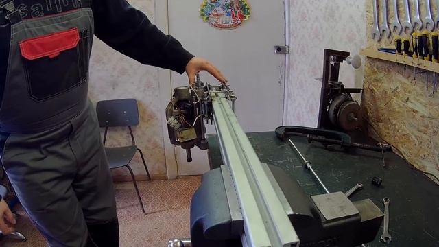 Гравер из мотора от стиральной машины. Направляющие, ось z и ось y. смотреть онлайн