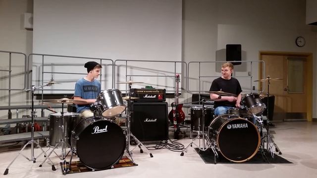 Drum Battle 2016!!! Pearl vs. Yamaha смотреть онлайн