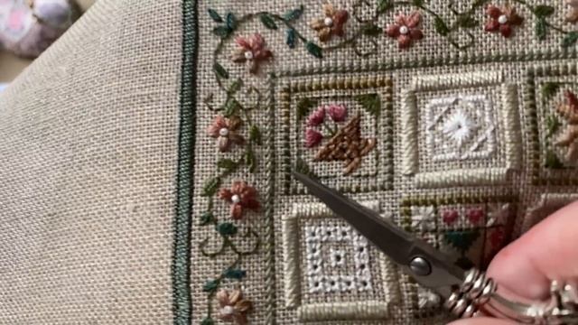 Вышивальные итоги АПРЕЛЯ/Victoria Sampler/Вышивка крестиком