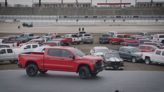 2019 Chevrolet Silverado Unveiling Event смотреть онлайн