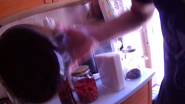 Cómo Hacer LICORES por MACERACIÓN de FRUTAS y VEGETALES смотреть онлайн