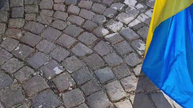 2023/03/08 - Снятие украинского флага со здания муниципалитета Софии