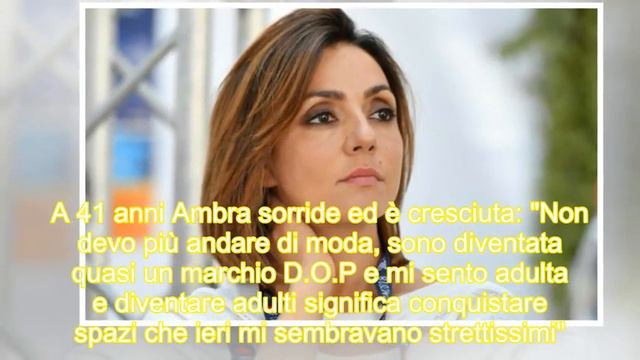 AMBRA ANGIOLINI, DEDICA D'AMORE A MASSIMILIANO ALLEGRI / L'attrice torna a parlare di Francesco Ren смотреть онлайн