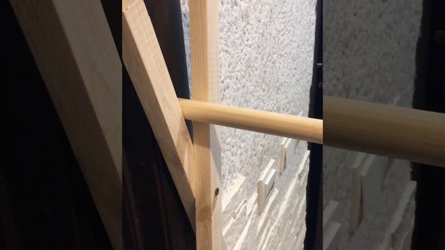 Вешалка в сканди стиле/Деревянная вешалка своими руками/Бюджетное хранение вещей смотреть онлайн