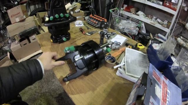 Гидравлические ротаторы Formiko FHR16D1 и FHR6LD1/78 для грейферных захватов смотреть онлайн