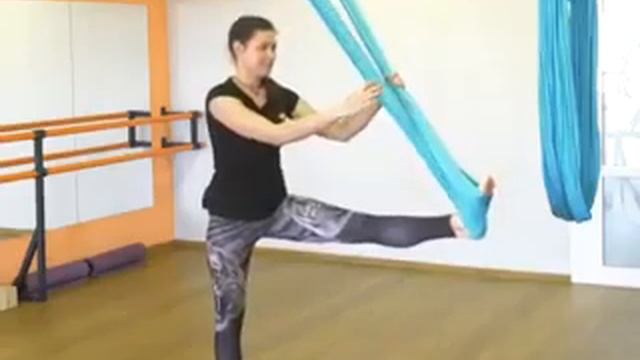 Спорт для всіх флай йога смотреть онлайн