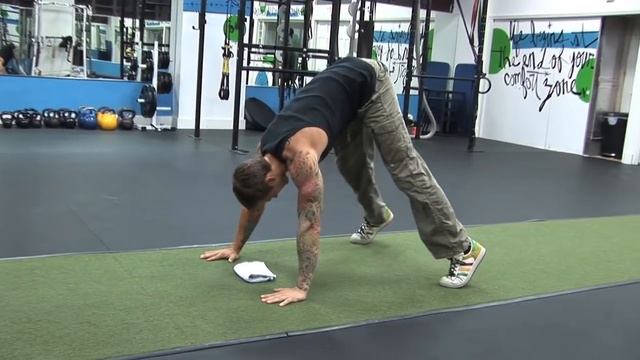 The Pike Push-Up Tutorial смотреть онлайн