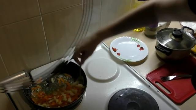 КАК ЭТО ВКУСНО! ТУШЕНЫЕ КУРИНЫЕ ШЕЙКИ//ДЁШЕВО И ВКУСНО смотреть онлайн