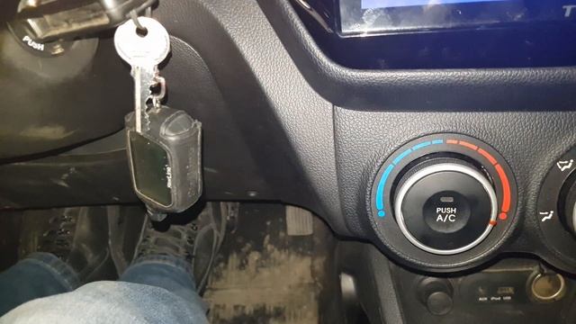 Кнопка старт стоп,на Kia Rio(2013г) смотреть онлайн