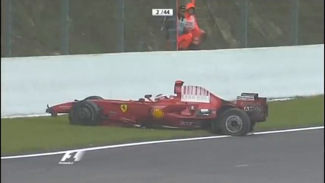 Lewis Hamilton Vs Kimi Raikkonen - Spa Francorchamps 2008