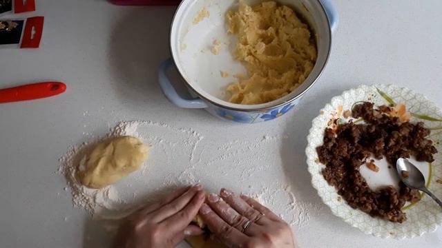 Картофельные зразы ,прямо тают во рту - бюджетный вариант . смотреть онлайн