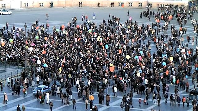 Час Земли на Дворцовой площади смотреть онлайн