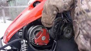 Замена ремня вариатора на снегоходе Итлан Каюр