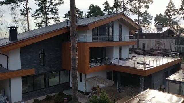 ULIANA. Строительство дома в стиле современного шале смотреть онлайн