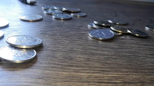 ИЩЮ В КОПИЛКЕ САМУЮ СТАРУЮ КОПЕЙКУ ПО ГОДУ И..... смотреть онлайн