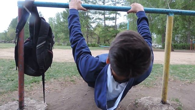 КАК ПОДТЯГИВАТЬСЯ БОЛЬШЕ ВСЕХ?! смотреть онлайн