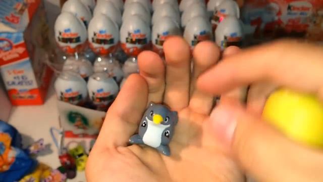 Распаковка Киндер Сюрпризов