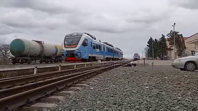 РА3-042 сообщением Феодосия - Симферополь отправляется со станции Кировская. смотреть онлайн