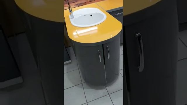 Видеообзор кухни, представленной в салоне Утренняя Звезда Самара смотреть онлайн