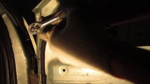 Замена наружного зеркала заднего вида на Рено Логан (Renault Logan)Замена наружного зеркала заднего