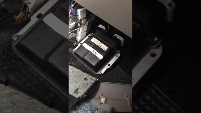 Mitsubishi 4D56 ไททัน ปี 2012 เปลี่ยนกล่องมาสตาร์ทไม่ติด смотреть онлайн