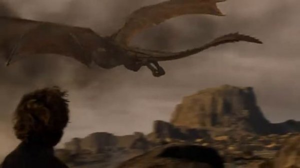 Game Of Thrones- The Spoils Of War- Jaime Lannister Tries To Kill Daenerys