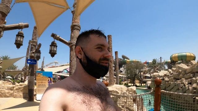 Что посмотреть в Абу-Даби: Аквапарк Яс Вотерворлд (Yas Waterworld), водные горки на острове Яс смотреть онлайн