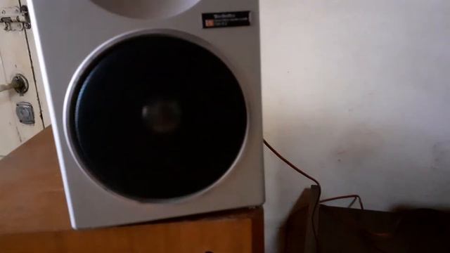 TECHNICS QUARTZ SL-Q303 DIRECT DRIVE AUTOMATIC TURNTABLE SYSTEM смотреть онлайн