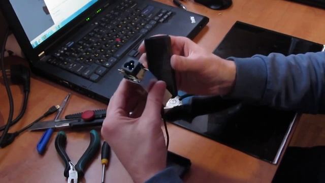 Lenovo. Как разобрать блок питания, зарядку от ноутбука, нетбука Lenovo смотреть онлайн