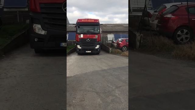 Милан, Италия - Сен-Максир, Франция. #truckerlife #дальнобойснуля #код95 #дальнобойщик #водитель смотреть онлайн