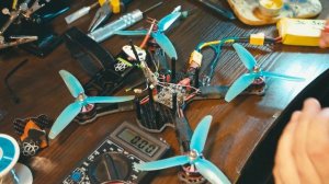 ✔ Сломался квадрокоптер? Как починить? [Ремонт коптера для новичков | серия I]