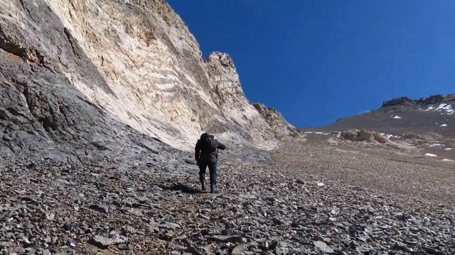 осенние возхождение на пик Сайрам высотой в 4238 метров