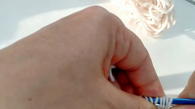 Как вязать шишечки спицами и крючком. Сравниваю разные способы смотреть онлайн