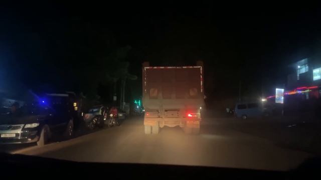 Avoid These Streets In Kampala Uganda at night, WRONG ROUTE KAMPALA CITY 2023 || Travel Vlog смотреть онлайн