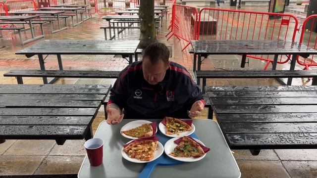 I found a MONSTER MUNCH Pizza смотреть онлайн