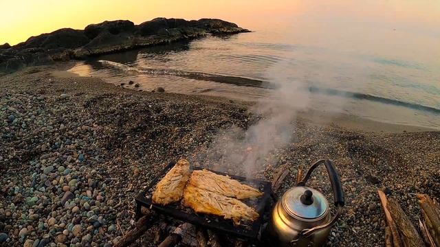 Deniz Kenarında Balık Ekmek | Fried Fish Sandwich in Seaside | Scomber scombrus смотреть онлайн
