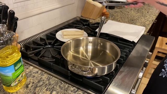 Cooking with Tita Maria! смотреть онлайн