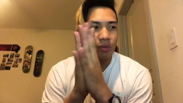 Giving my 1 minute review of Bong Joon Ho’s “Parasite” смотреть онлайн