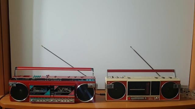 ЗВУК сравнение TOSHIBA SW-U9 и NATIONAL RX F-15 смотреть онлайн