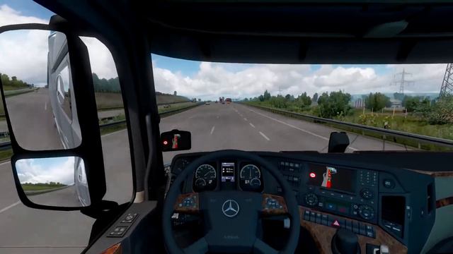 Mercedes AMG Petronas F1 Road Trip | Timelapse from Hungaroring to Silverstone | ETS2 Timelapse смотреть онлайн