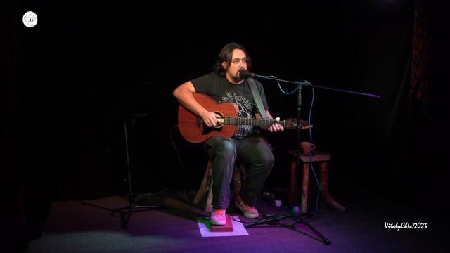 Константин Завалин, песни: "Я купил еду", "Время пить чай", "Не трись об ось", "Кошка" смотреть онлайн