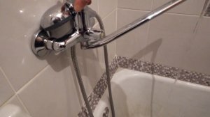 Ремонт гусака в ванной. Замена картриджа в однорычажном смесителе. 2022-02-14