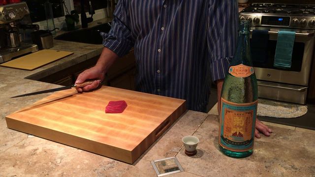 Slicing Sashimi with a Miyabi Blade смотреть онлайн